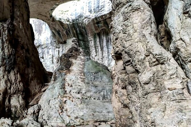 3 Caves tour - Saeva dupka , Eyes of God cave & Devetashka Cave - What the drive adds to the day