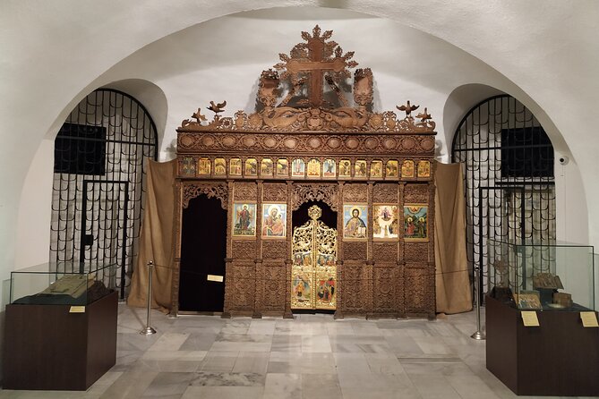 Art Gallery Sightseeing Tour in Sofia - Sofia City Art Gallery and the move toward modern work