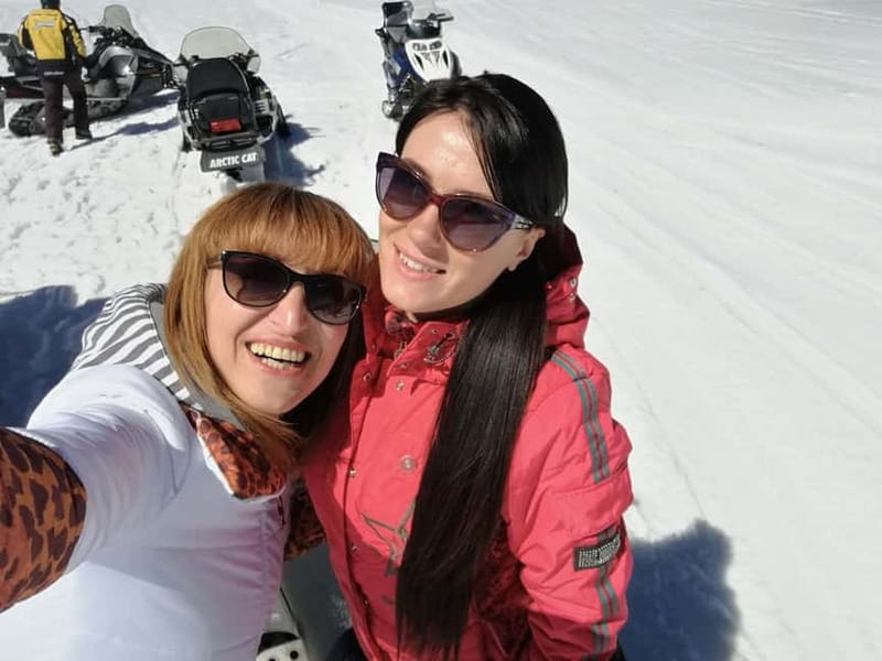 Borovets: Deposit for Snowmobile Safari with Instructor - What the safety setup means for you
