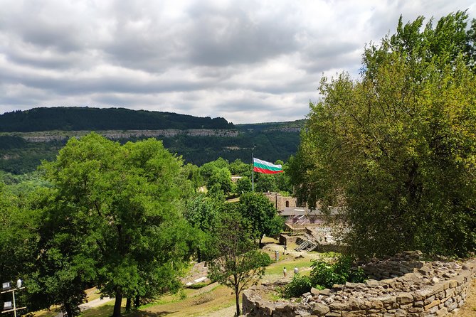 Discover Veliko Tarnovo at Your Pace: Private or Self-guided tour - The Assen Dynasty Monument and General Gurko Street