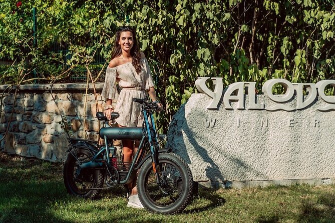 Electric Bike Tour in Veliko Tarnovo - Arbanasi and its cobbled streets