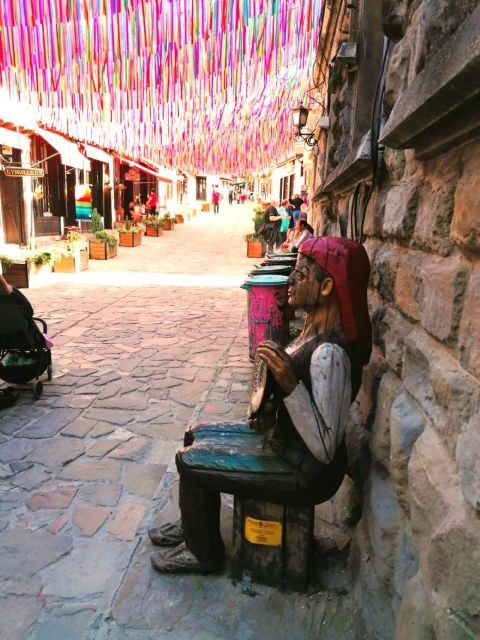 From Bucharest: Day Trip to Medieval Marvels of Bulgaria - Two hours in Veliko Tarnovo’s old quarter