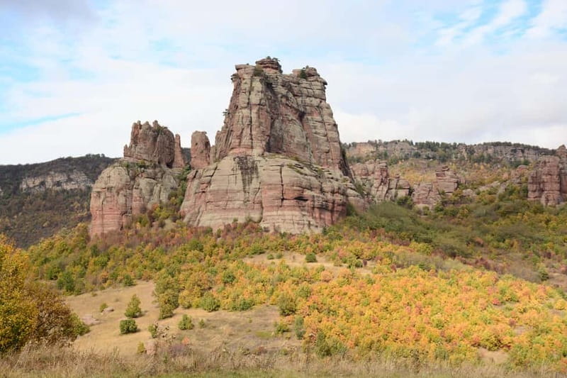 From Sofia: Belogradchik Fortress & Venetsa Cave 12 hrs Tour - Venetsa Cave and Its Colored Formations