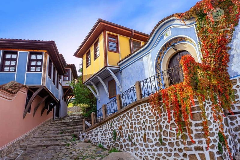 From Sofia: Plovdiv with audio guide + free pick-up - The ancient Amphitheatre and Roman Forum