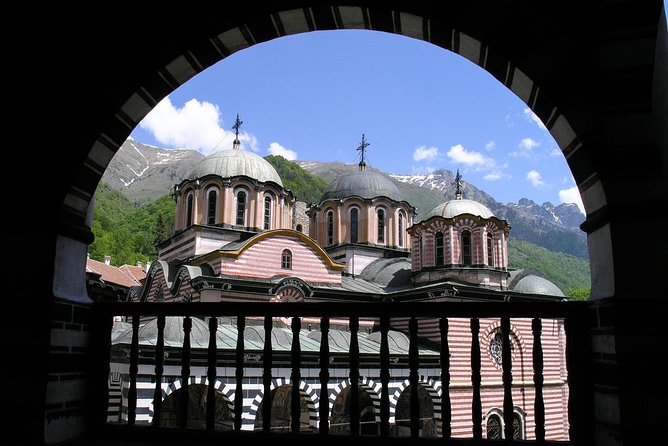 From Sofia: Rila Monastery and Melnik Small Group Tour - Rila Monastery and Bulgaria’s finest religious art