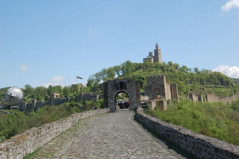From Sofia: Veliko Tarnovo & Arbanassi 12 hrs Day Tour - Practical details that make the day easier