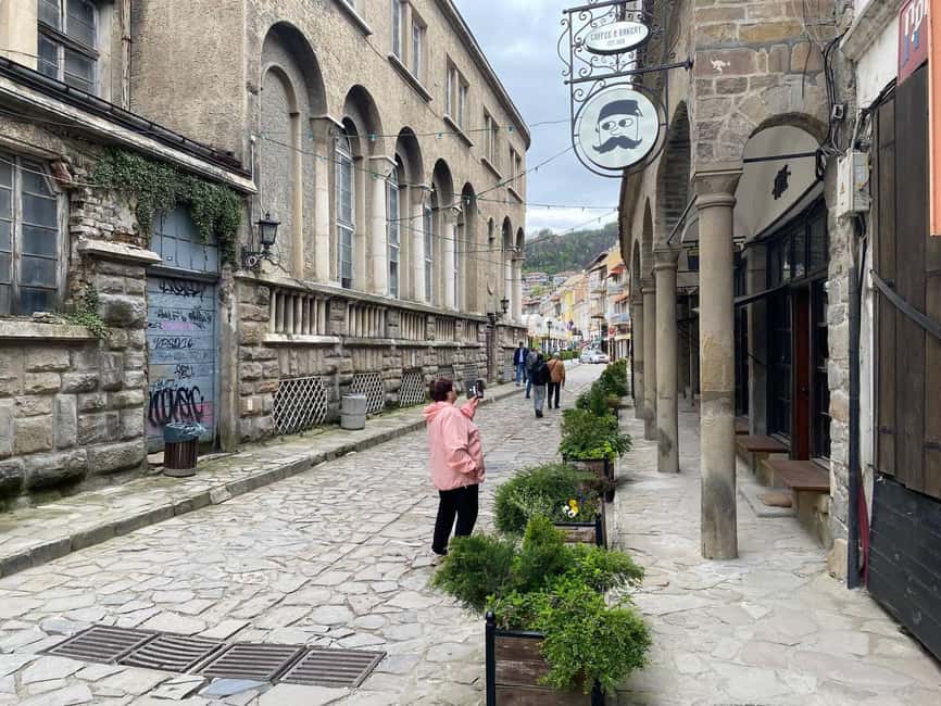 From Sofia: Veliko Tarnovo Day Tour - What the audio guide adds
