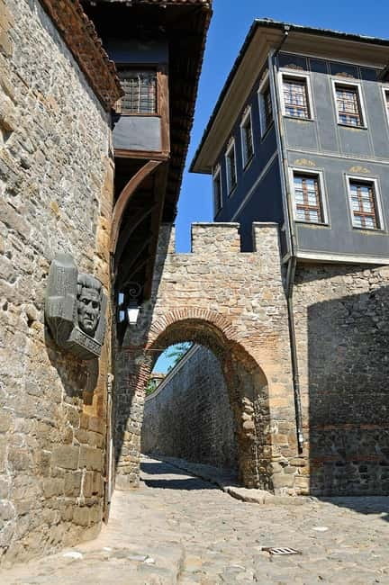 Full Day Eco Private Tour in Plovdiv from Sofia - Plovdiv’s Old Town and Revival-era streets