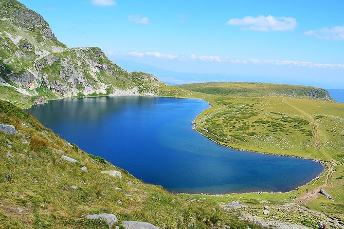 Full-day Rila Mountains, Seven Lakes Hike, and Hot Springs Tour from Sofia - Guide Care, Group Size, and Comfort
