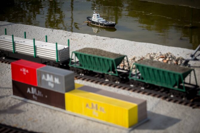 Guide and Entrance for the Mini Bulgaria Park near Veliko Tarnovo - Key points at a glance