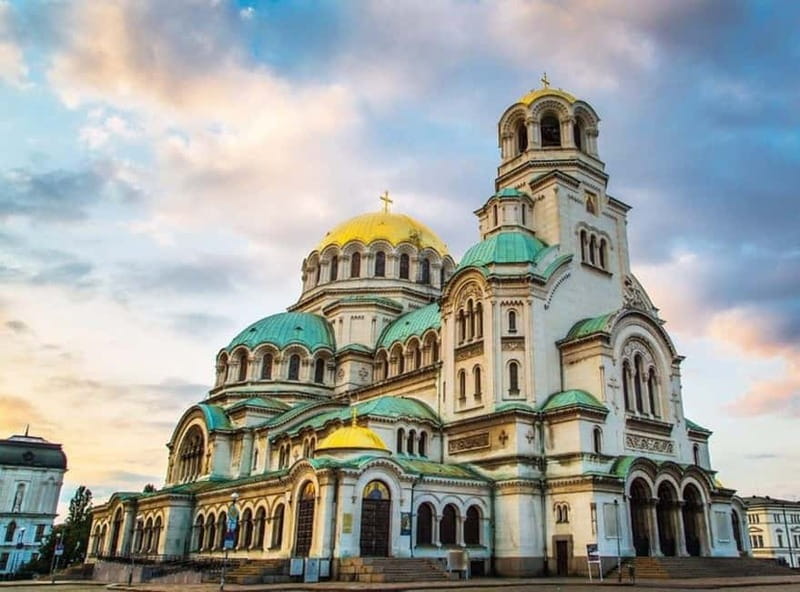 Half Day Tour - Sofia and the mountains with Thermal Spa - Forty minutes at Bulgaria’s National Museum of History