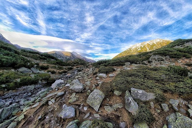 Hiking in Pirin- the UNESCO World Heritage Natural Park with a visit of Bansko - Why the small group changes the day