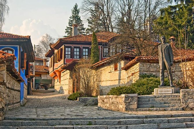 Koprivshtitsa and Starosel Tour - Starosel and its ancient underground temple