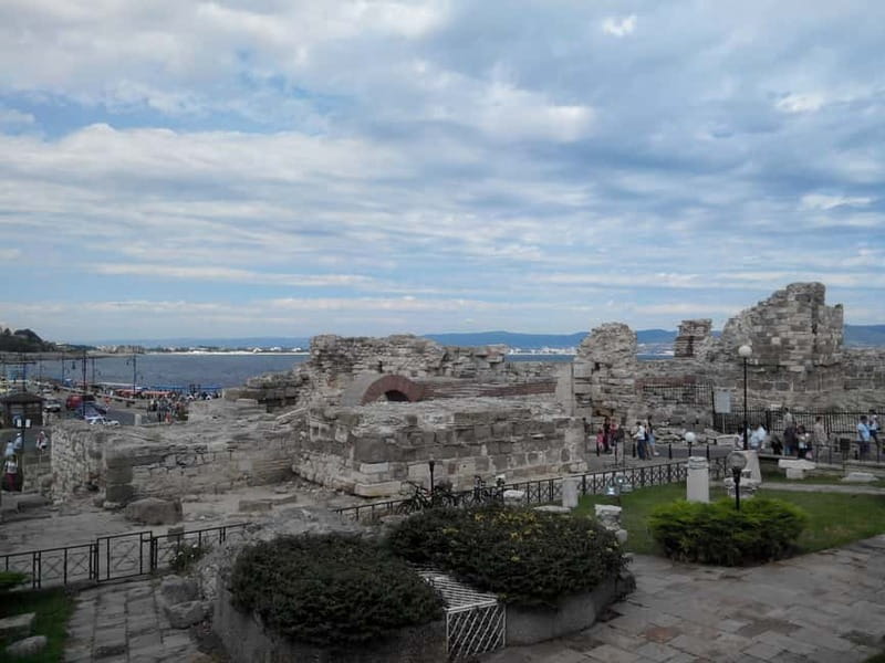 Nessebar: 4-Hour Boat Tour incl. Fishing, Lunch & Drinks - Swimming in the Black Sea