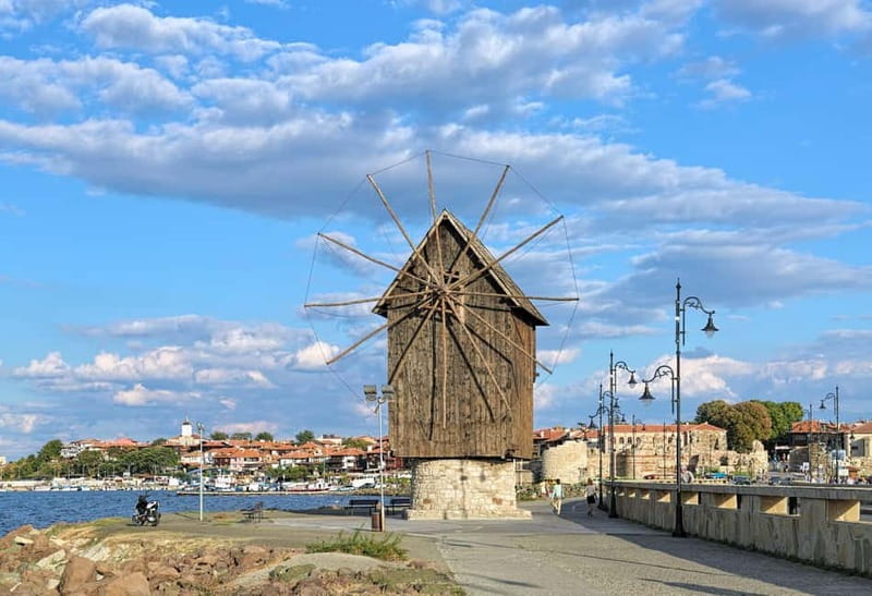 Nessebar: Guided Tour in English with Wine Tasting - Pickup from the Black Sea resorts