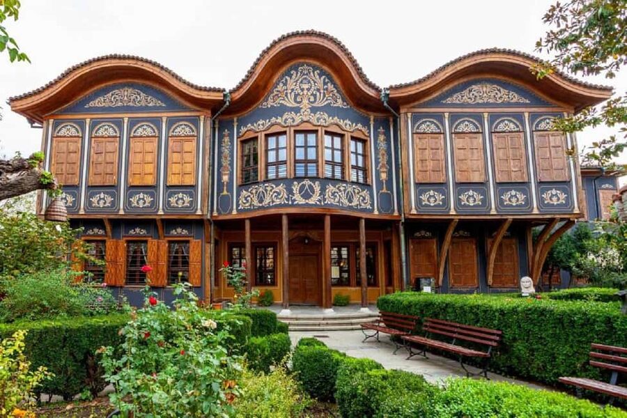 Plovdiv: Guided Walking Tour with Pickup - Starting with pickup from your Sofia hotel