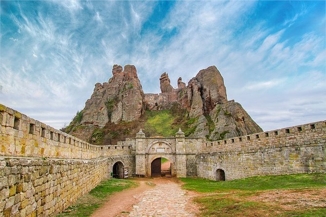 Private Day Trip to the Belogradchik Rocks and Fortress - Belogradchik Fortress, built into the stone