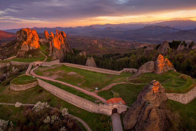 Private Day Trip to the Belogradchik Rocks and Fortress - A 45-minute stop among named stone giants
