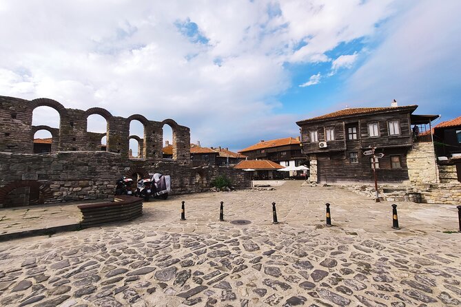 Private Guided Off-the-Beaten Path Tour in Nessebar - The Ancient Nessebar Museum adds objects and context