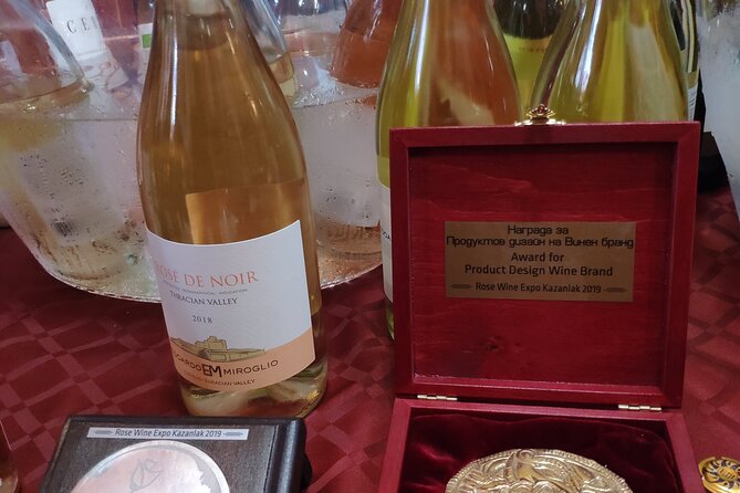 Ruse Exquisite Wine Tasting - Traditional appetizers make this more than a tasting