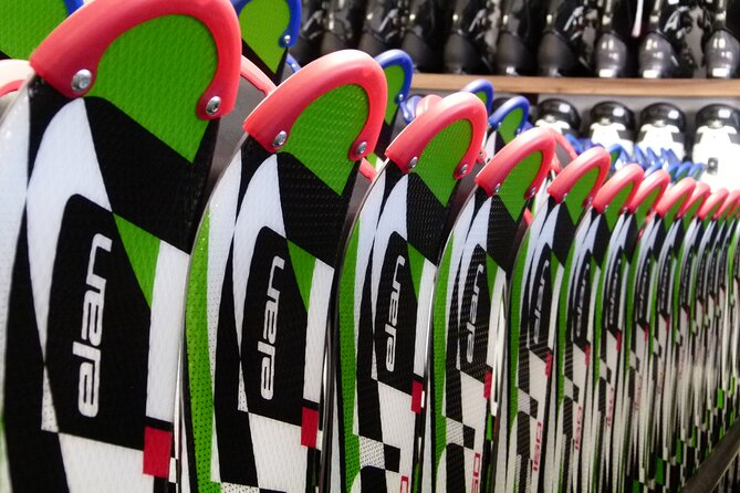 Ski and Snowboard equipment rental in Bansko - Buying equipment after you test it