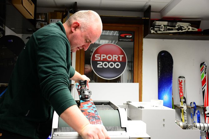 Ski and Snowboard Equipment servicing in Bansko - Key points before you book