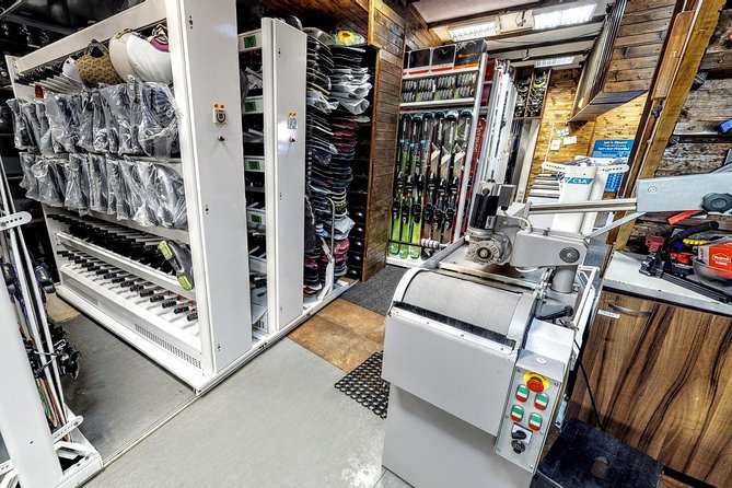 Ski and Snowboard Equipment servicing in Bansko - Why the overnight drop-off is especially handy