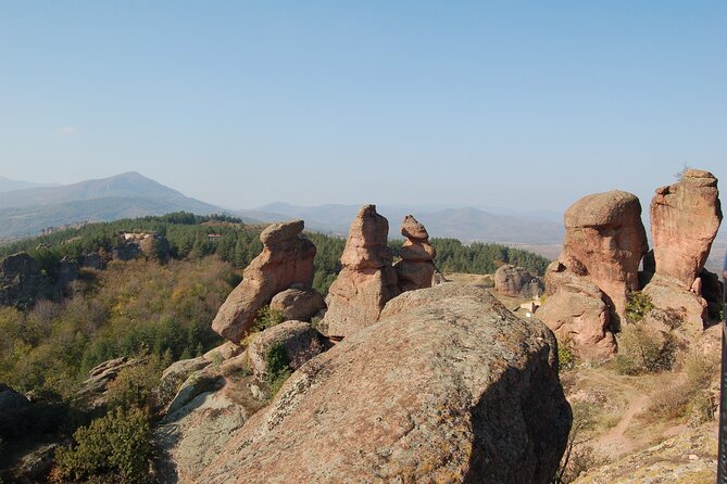 Small Group Tour to Belogradchik Fortress&Venetsa Cave from Sofia - The guide can shape the whole experience