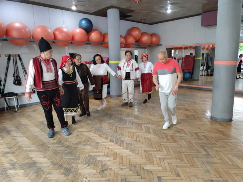Sofia: Discover Bulgaria with Dance - Learning the choro without dance experience