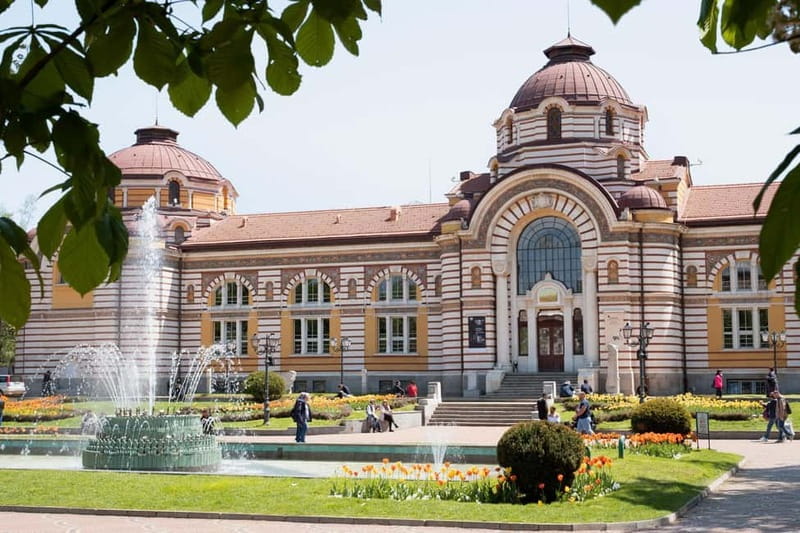 Sofia: Express Walk with a Local in 60 minutes - Key points at a glance