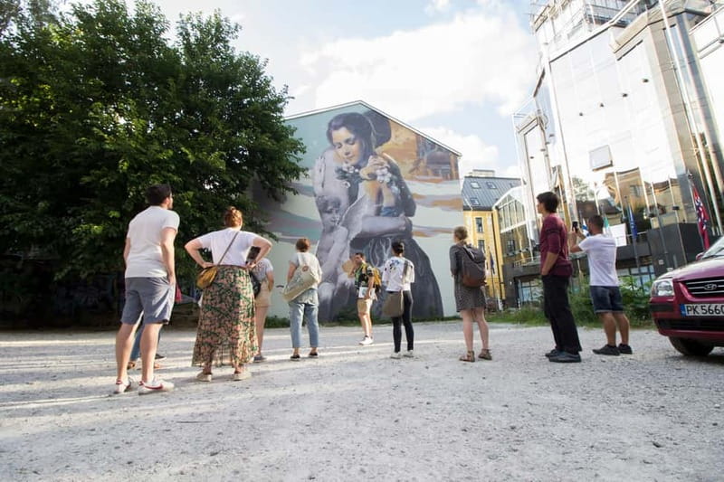 Sofia: Guided Street Art & Stunning Graffiti Walking Tour - Learning the difference between graffiti and street art