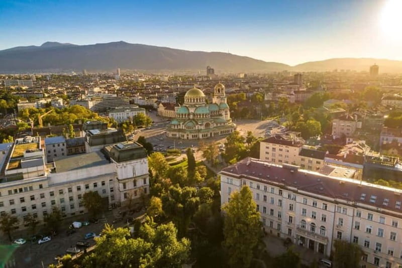 Sofia: Private custom tour with a local guide - A flexible first look at Sofia