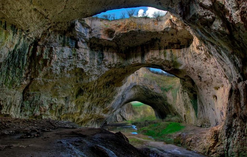 Sofia: Saeva Dupka, Devetashka and Prohodna Cave Day Tour - Why this cave trip is worth a full day