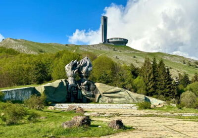 The Highlights of Bulgaria – Rose Valley and Buzludzha