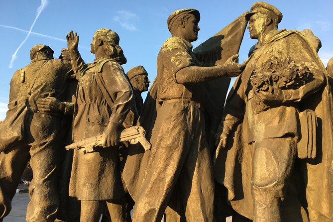 Sofia Under Communism: Self-Guided Puzzle Quest - National Art Gallery and the value of looking around