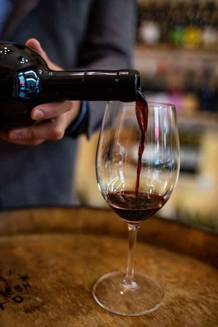 Sofia: Wine & Cheese Tasting Experience - The five-wine progression
