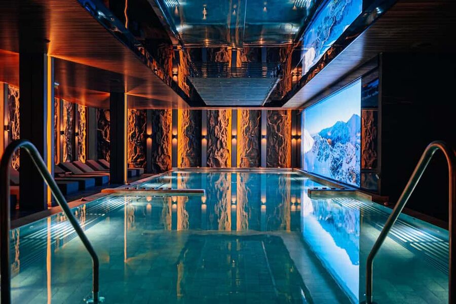Spa day pass at Pulse Therme Bansko - Slow down in the Japanese Pool