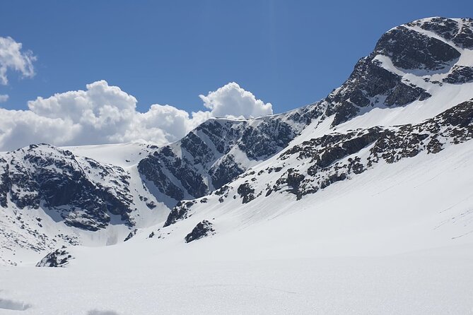 The Seven Rila Lakes Day Tour From Sofia - Leaving Sofia at 7:00 for the Rila Mountains