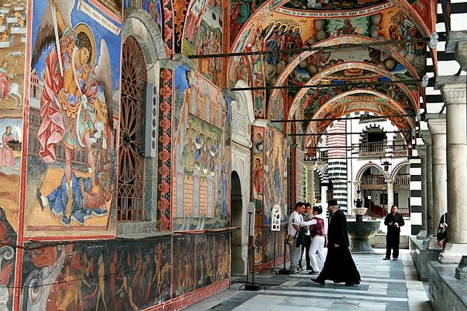 The Seven Rila Lakes & Rila Monastery - The long road between two major sights