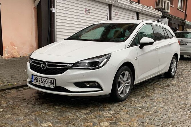 Transfer Plovdiv to Sofia airport/city with a car 3+1 - Why a private Plovdiv to Sofia ride can make sense