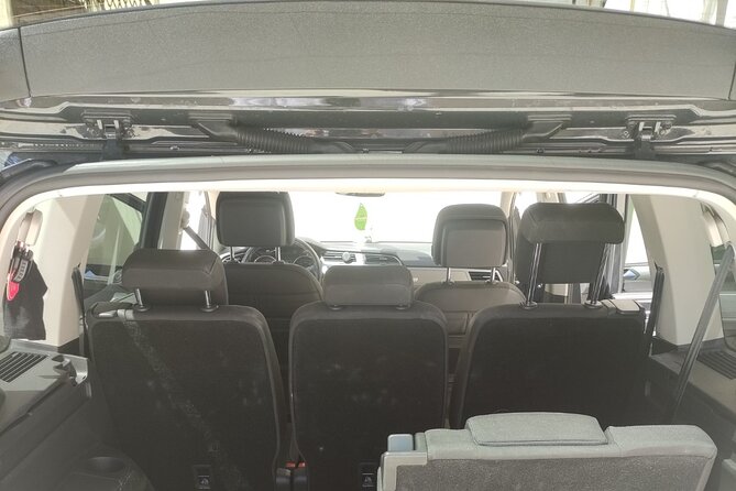Transfer Plovdiv to Sofia airport/city with a car 3+1 - Accessibility, service animals, and passenger comfort