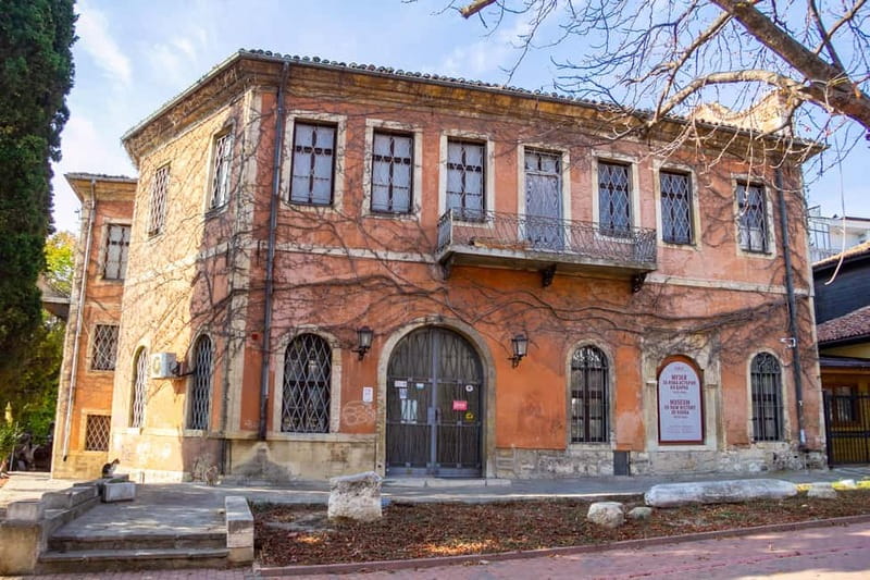 Varna Echoes: Flavors, Footsteps, Tales & Wine tasting - Booking flexibility and useful preparation