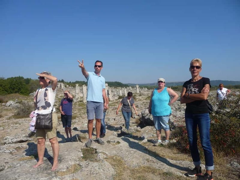Varna: Guided VIP Tour - Beloslav and the taste of homemade rakia
