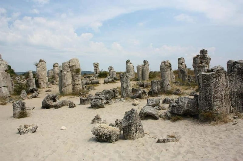 Varna: Stone Forest Tour at Sunset - Why Pobiti Kamani feels unlike a normal day trip