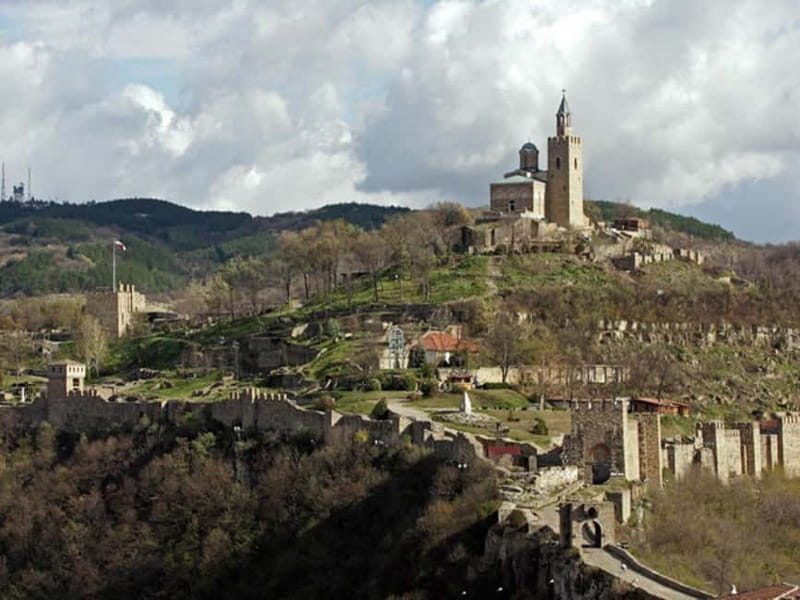 Veliko Tarnovo & Arbanasi Full day tour - Why Veliko Tarnovo makes a worthwhile day trip from Sofia