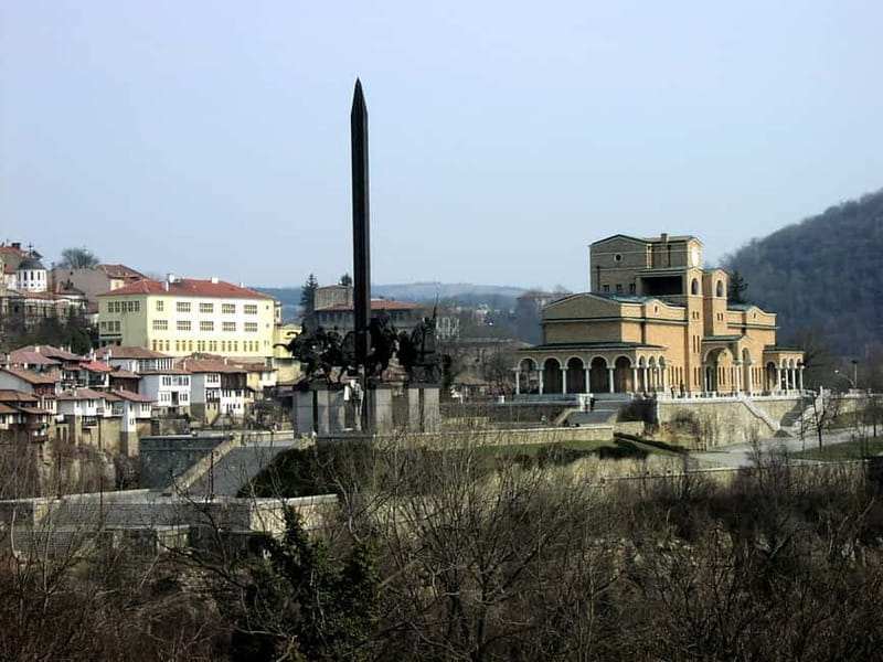Veliko Tarnovo & Arbanasi Full day tour - Who will get the most from this day