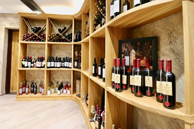 Wine Experience & Tasting Hub - Booking and cancellation details